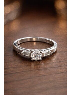 Vintage Sterling Silver 925 Ring SZ 7 Round & Baguette Crystal Engagement Bridal